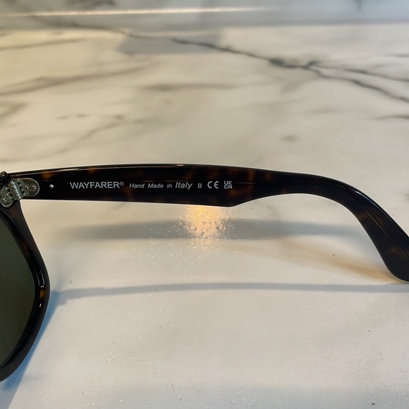 Ray Ban Wayfarer RB 2140 - Picture 4 of 5